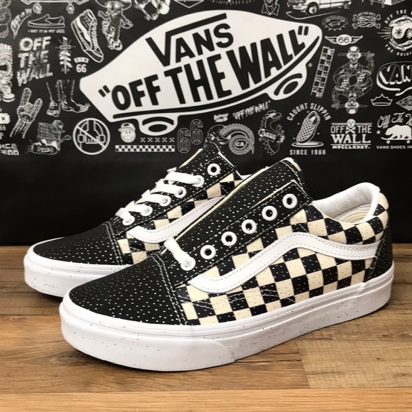 Vans Shoes - VANS OLD SKOOL BRAND NEW